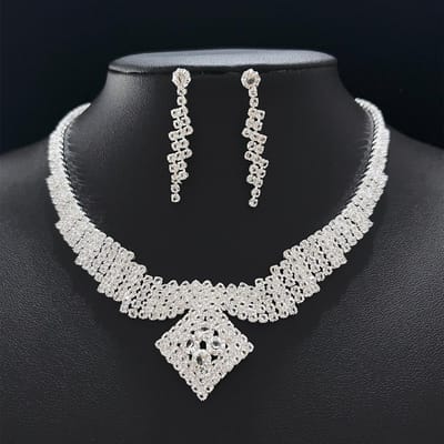 Ruit Bruids Sieraden Set High-end Kristal Diamant Ketting Oorbellen Tweedelig Set Creatieve Nieuwe Sieraden Vrouwen