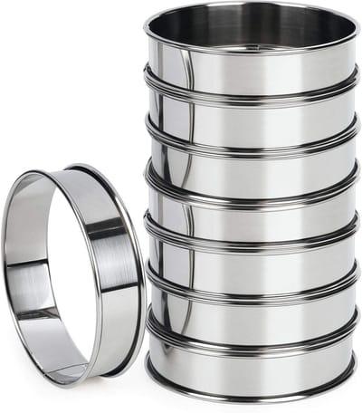 Ynkkvre - Set van 8 Crumpet Ringen - Rond, 10,5 cm - Roestvrij Staal - Cake Ringen, Muffin Ringen, Anti-aanbak - Voor Mousse, Gebak, Gebakken Eieren - Thuisgebruik