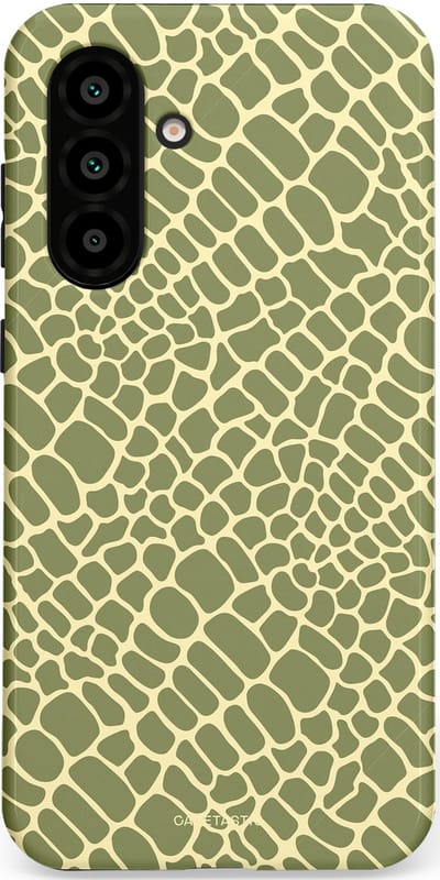 Casetastic hoesje geschikt voor Samsung Galaxy A36 / Samsung Galaxy A56 - Dubbellaagse bescherming - Exotische Groen Geel Krokodillen Schubben - Fashion Case - Saliegroen Beige