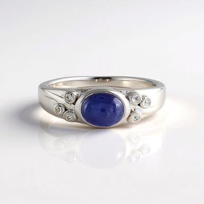 Cavill - Zilveren Ring 925 Sterling - 1,566 ct Ovale Tanzaniet uit Tanzania - 6 Zirkonen 0,072 ct - Elegant, Comfortabel & Luxe Sieraad