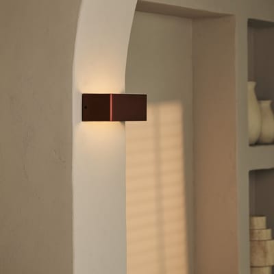 Tavellio Tessa Wandlamp – 20x10 cm – LED – Brons – Oplaadbaar – Bewegingssensor – Dimbaar – Afstandsbediening