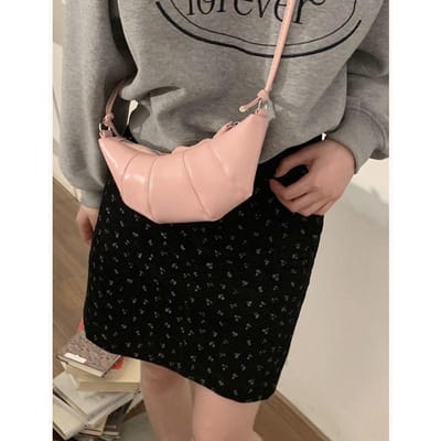 Niche Ontwerp Tas voor Dames Nieuwe Zilveren Croissant Zomer Veelzijdige Knoedel Tas Modieuze Eénschouder Crossbody Tas gray