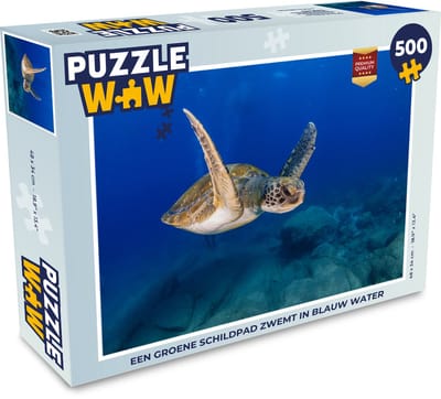 Puzzel Een groene schildpad zwemt in blauw water - Legpuzzel - Puzzel 500 stukjes