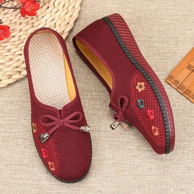 Chaussures pour femmes, chaussures en tissu vieux pékin, chaussures d'été à fond souple pour mères, chaussures d'âge moyen 41 rouge