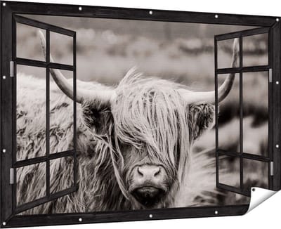 Gards Tuinposter Doorkijk Schotse Hooglander Koe - Zwart Wit - 180x120 cm - Tuindoek - Tuindecoratie - Wanddecoratie buiten - Tuinschilderij