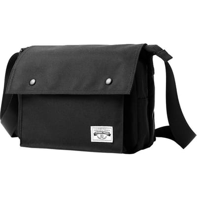 Heren Schoudertas Waterdicht Eenvoudige Crossbody Tas Herentas Sport Messenger Bag Jeugd Schoudertas Vrouwelijk He is a size 10. zwart