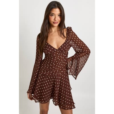 boohoo Dames Polka Dot Gerimpelde Sweetheart Geplooide Skater Jurk | Chocoladebruin | Maat: 44