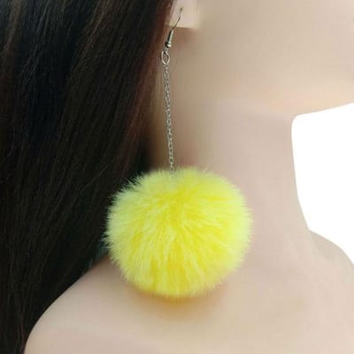 Nieuwe grote pompom oorbellen mode zachte konijnenbont bal pompom hanger lange bungelende oorbellen voor vrouwen meisjes feestcadeaus yellow