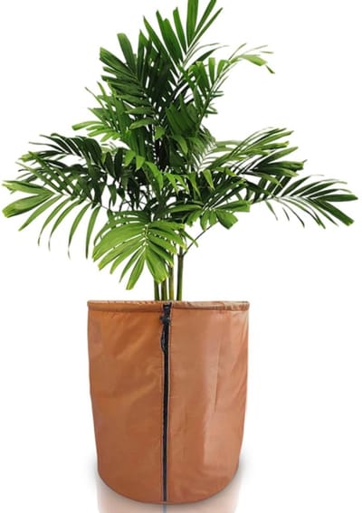 NTH products- Potbescherming Thermo - Beschermzak voor Planten - Winter - Trekkoord - Ritssluiting - Afmetingen 50 x 45 cm - Plantenbescherming