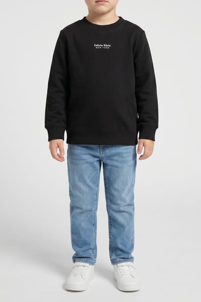 Calvin Klein Boys Minimal Logo Sweater Black Maat: 4 | Truien Outlet | Unisex | Zwart