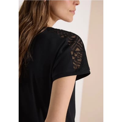 Shirt met overhangende schouders en kanten details