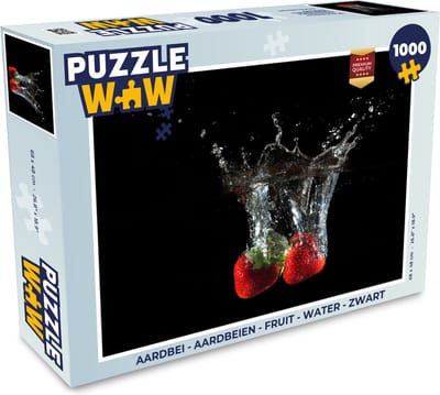 Puzzel Aardbeien - Fruit - Water - Zwart - Rood - Legpuzzel - Puzzel 1000 stukjes volwassenen