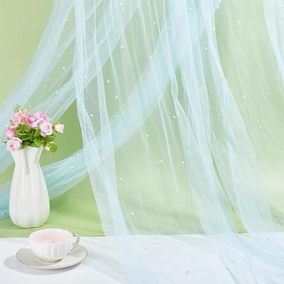 Dailygoods- Tafelloper Hemelsblauw - Boho/Rustiek - Tule/Kant - Decoratie - 750 x 550 cm - Lichtgewicht/Acrylparels - Tafelkleed