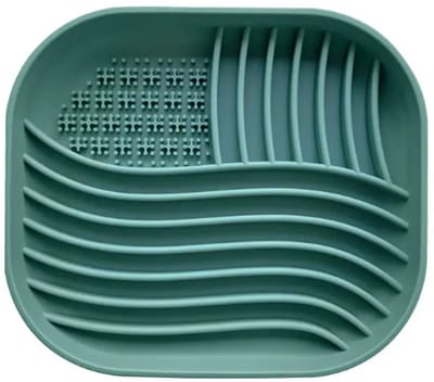 Rieba® Voerbak Hond - Likmat Hond – 20x18cm - Flexibele Silicone Hondenlikmat - Slowfeeder Hond – Anti Schrok Voerbak – Silicone Zuignap Groot – Pastel Groen