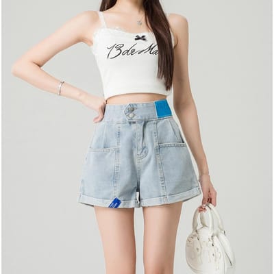 Shorts en jean bleu de grande taille style paresseux pour femmes design d'été taille haute double bouton amples bouclés A-line jambes larges 3XL gray