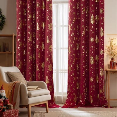Dailygoods- Gordijnen Verduisterend 140x245 cm - Thermo-Isolerend - 2 Stuks - Zacht Polyester - Kerstprint - Geschikt voor Gordijnroede/Rail - Verduisteringsgordijnen