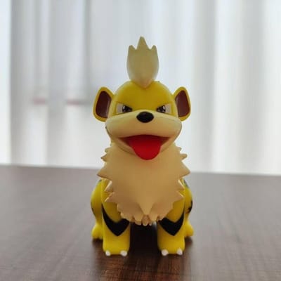 8cm Cartoon Charmander Model Draagt Een Cubone Helm Anime Figuur Pokemon GK Jongens Verzameling Bureau Decoratie Ornament Speelgoed Cadeau 8cm opp bag brown