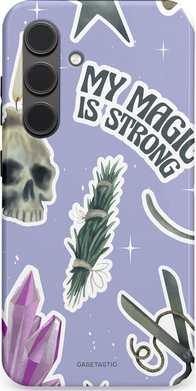 Casetastic hoesje geschikt voor Samsung Galaxy S24 - Dubbellaagse bescherming - Lila Paarse Hekserij Strong Magic Sterren Collage - Fashion Case - Lila Lichtgrijs Wit