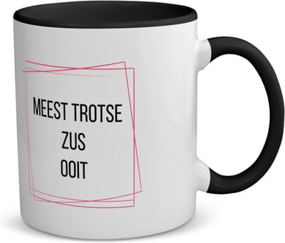 Akyol - meest trotse zus ooit koffiemok - theemok - zwart - Zus - trotse zus - verjaardagscadeau - verjaardag - cadeau - cadeautje voor zus - zus artikelen - kado - geschenk - gift - 350 ML inhoud