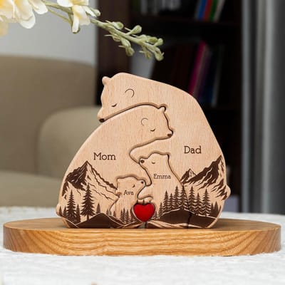 Gepersonaliseerd Houten Familiebeeldje Knuffelbeer Cadeau voor Vader, Mama of Nieuw Gezin