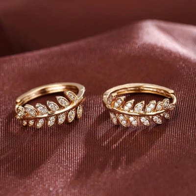 Huitan Bladeren Takken Hoepeloorbellen Fijne Ooraccessoires voor Vrouwen Delicate Vrouwelijke Oorbellen Dagelijkse Slijtage Bruiloft Bruids Sieraden brown