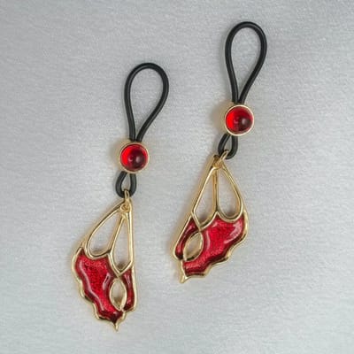 Sylvie Monthulé | Gold Nipple Clamp and Nipple Jewelry | Butterfly