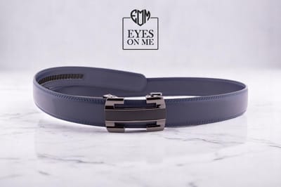 Blauwe lederen riem zonder gaatjes met automatische gesp voor heren ( Model L001 )