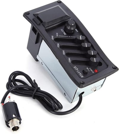 Preamp Systeem met 3 Banden EQ en Piezo Pickup voor Akoestische Gitaar - Ideaal voor Live Optredens en Studio Opnames met Aanpasbare Bass, Treble en Midden tonen
