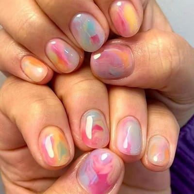 Korte Ovale Press-on Nagels in 12 Maten, Kleurrijke Valse Nagels met Jelly Lijmstickers, Herbruikbare Acryl Nagels voor Vrouwen en Meisjes, Perfect voor DIY Manicure en Nail Art