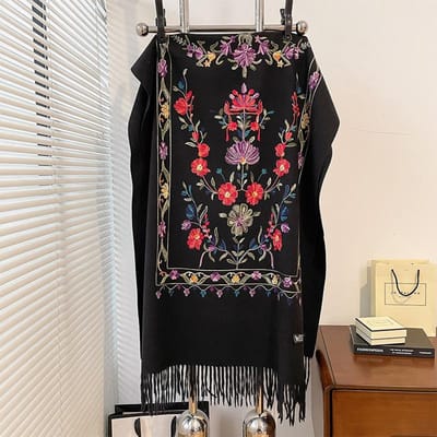 Luxe Warme Poncho Kasjmier Winter Dames Sjaal Bloemen Sjaal Wikkels Vrouw Dikke Pashmina Franje Deken Bufanda Echarpe One Size gray
