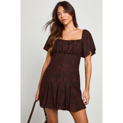 boohoo Dames Burnout Bloemenprint Godet Zoom Mini Jurk | Chocolate | Maat: 8