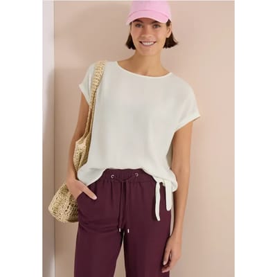 Blouse met ronde hals en knoopdetail