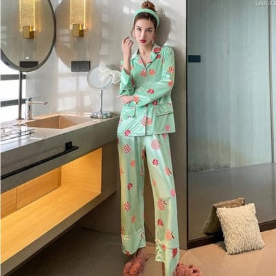 Nieuwe Damespyjama met Letterprint Revers Cardigan Lange Mouw Tweedelig Los Digitaal Goudfluweel Huiskleding M