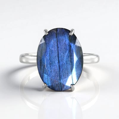 Cavill - Ring 925 Sterling Zilver Geplatineerd - Labradoriet Ovaal 6 89 ct - Tijdloos Luxe Damesring Natuurlijke Edelsteen
