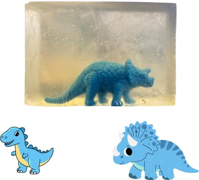 De Vitamineshop - Zeep - Natuurlijke Kinderzeep Blok - Speelgoed Zeep – 100% Natuurlijke & Handgemaakte Zeep - Zeep met speelgoed - voor Jongens en Meisjes - Handzeep - Douchezeep - Blauwe Dino- Cadeau - 120 gr