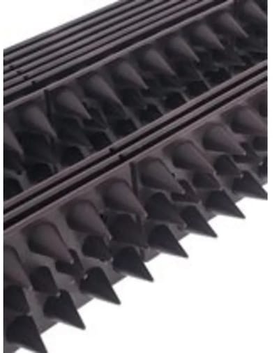 Puntstrip 50 cm zwart | anti-klim strip voor katten, marters en vogels