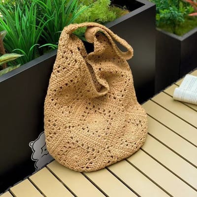 Sac pour femme en fil de coton crocheté à la main, motif grand-mère, tissage de fleurs ajourées, sac d'épaule de plage de vacances en paille tissée de Laizhou brown