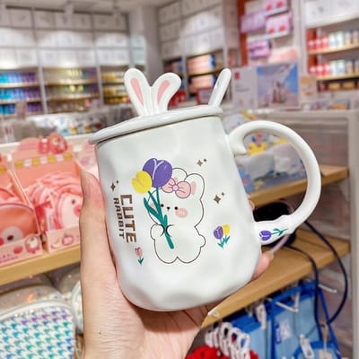 Leuke en Schattige Mok met Deksel Lepel Huishouden Waterbeker Keramische Tulp Koffiekop Vrouwelijk Mannelijk Student Ontbijtbeker 420ml