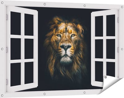 Gards Tuinposter Doorkijk Leeuw - Leeuwenkop - Kleur - 120x80 cm - Tuindoek - Tuindecoratie - Wanddecoratie buiten - Tuinschilderij