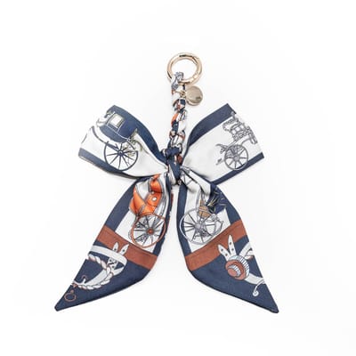 xoxo Wildhearts Bag Charm - Parisian Bow - Black - Hangertje voor handtas - Accessoire voor dames tas - Strikje - Hanger met strik - Sleutelhanger - Zwart