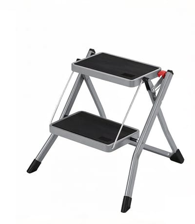 Opvouwbare trapladder 2 treden huishoudladder brede antislip treden ontwerp met handgreep draagbaar en opvouwbaar stevig duurzaam stalen frame draagkracht 150kg voor schoonmaak en hoge bereik 49 x 47 x 43cm grijs+zwart