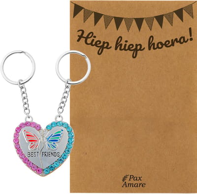 BFF Sleutelhanger voor 2 'Hiep Hiep Hoera' - Magnetisch Hartje met Vlinder - Sleutelhanger set op Cadeau Kaartje - Zilverkleurig - Verjaardags Hanger - Pax Amare