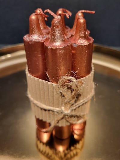 Tafelkaars Ambiance rosé 2x2x12cm 7 stuks in kartonnen wikkel met touw