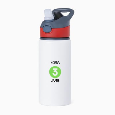 Hacebo® - Hoera 3 jaar waterfles met rietje rood - Verjaardag - Jarigen - Verjaardagscadeau - peuter - Happy birthday - water fles - 650ML