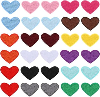 Set van 30 Hart Patches voor Strijken in 15 Kleuren, Mini Strijkapplicaties voor Kinderen, DIY Hart Patches voor Hoeden, Rugzakken en Kleding, 2.5 x 2 cm
