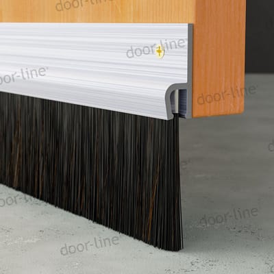 Stripborstel met h-profiel | Voor afdichting van kieren, recht profiel | Lengte: 1000 mm | Zichtbare haarlengte: 30 mm | Totale hoogte: 51,5 mm