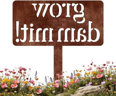 Decoratieve Tuinstekers - Plantenmarkers Metaal - Tuin Decoratie - Grappige Opschriften - 30 x 30 cm - Roestkleurig