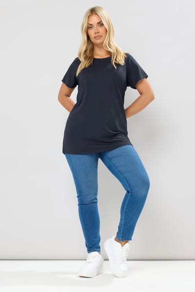 Yours Basic Tshirt Met Ronde Hals In Donkerblauwsize 44