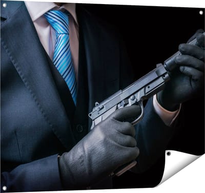 Gards Tuinposter Maffia Man met een Pistool in Handen - 100x80 cm - Tuindoek - Tuindecoratie - Wanddecoratie buiten - Tuinschilderij