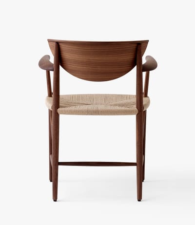 &Tradition Drawn HM4 Stoel - oiled walnut